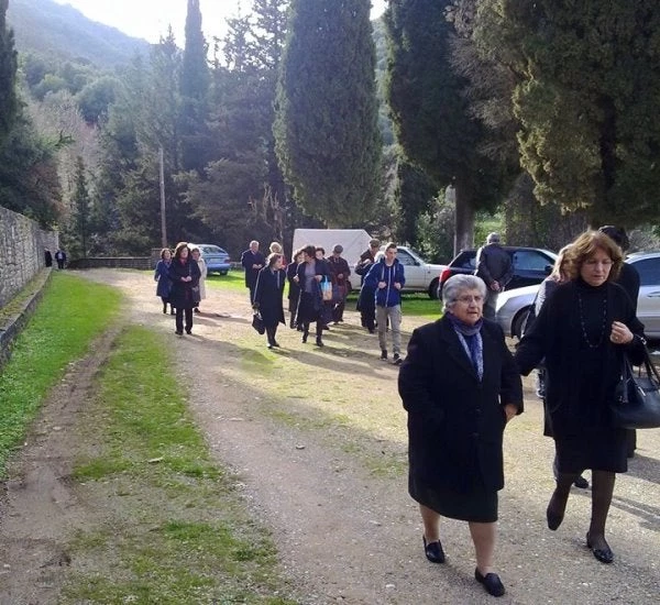 Πιστοί από το Αγρίνιο στην Ιερά Μονή Ιωάννη Προδρόμου Αναλήψεως (φωτο)